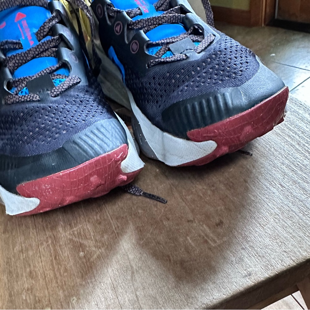 Women’s Nike zoomX Zegma trail running shoe sneaker. Size 8 - Picture 9 of 11